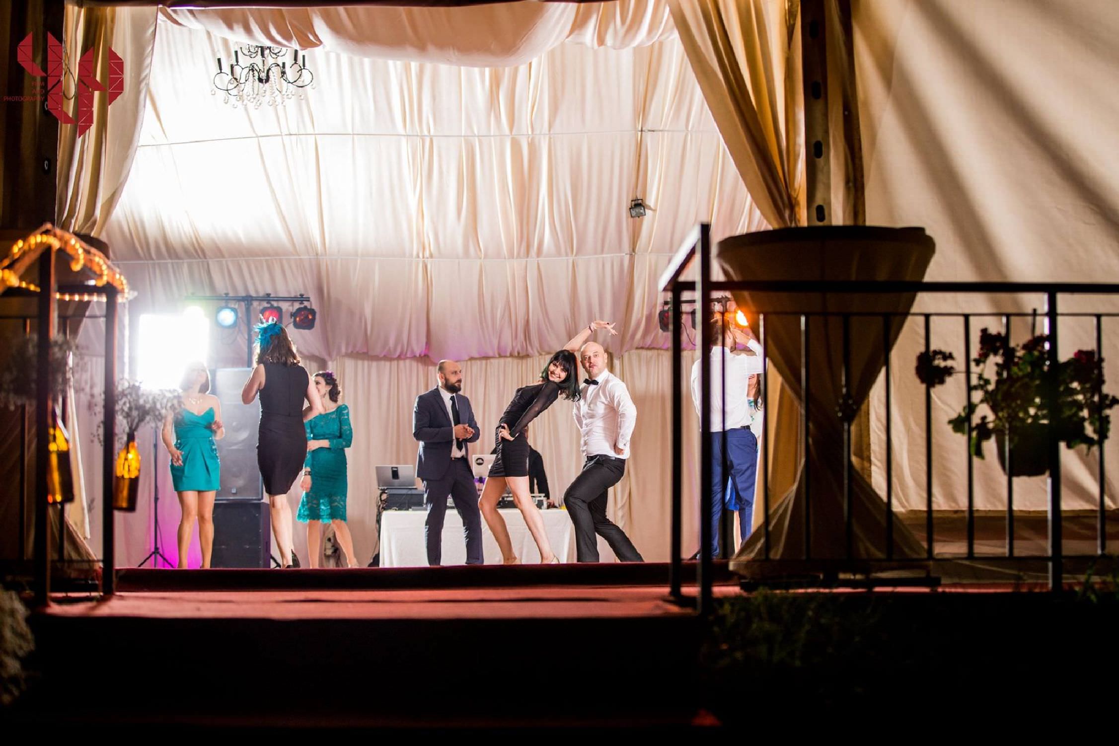 Nunta Vintage, „Prohibition Party” – Bianca si Tino I-Do-Weddings-nuntiinaerliber.ro-Bianca-Tino