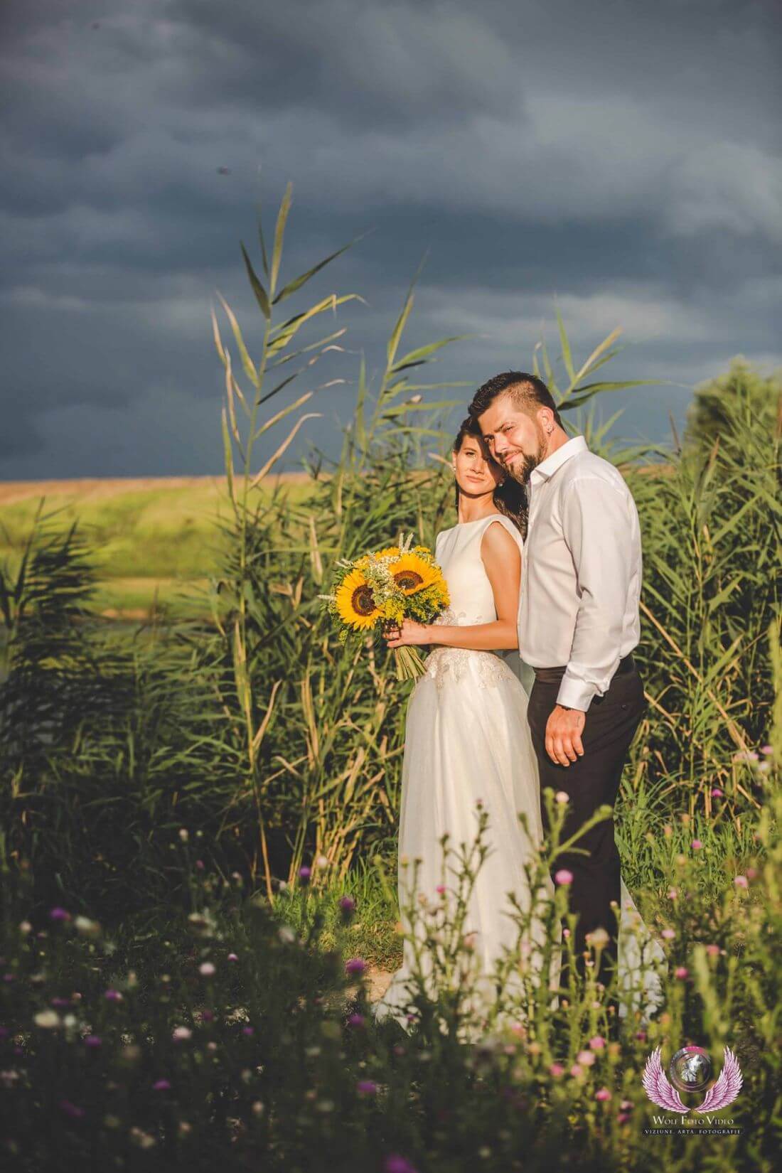 Nunta cu floarea soarelui – Cristina si Dan-IDO-Weddings-nuntiinaerliber (10)