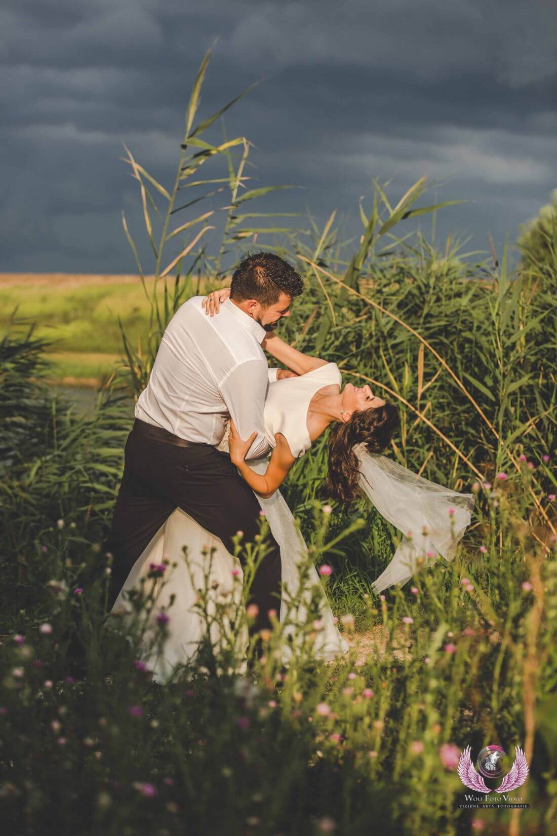 Nunta cu floarea soarelui – Cristina si Dan-IDO-Weddings-nuntiinaerliber (15)